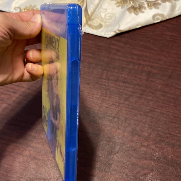 Movie - Picture 3 of 3